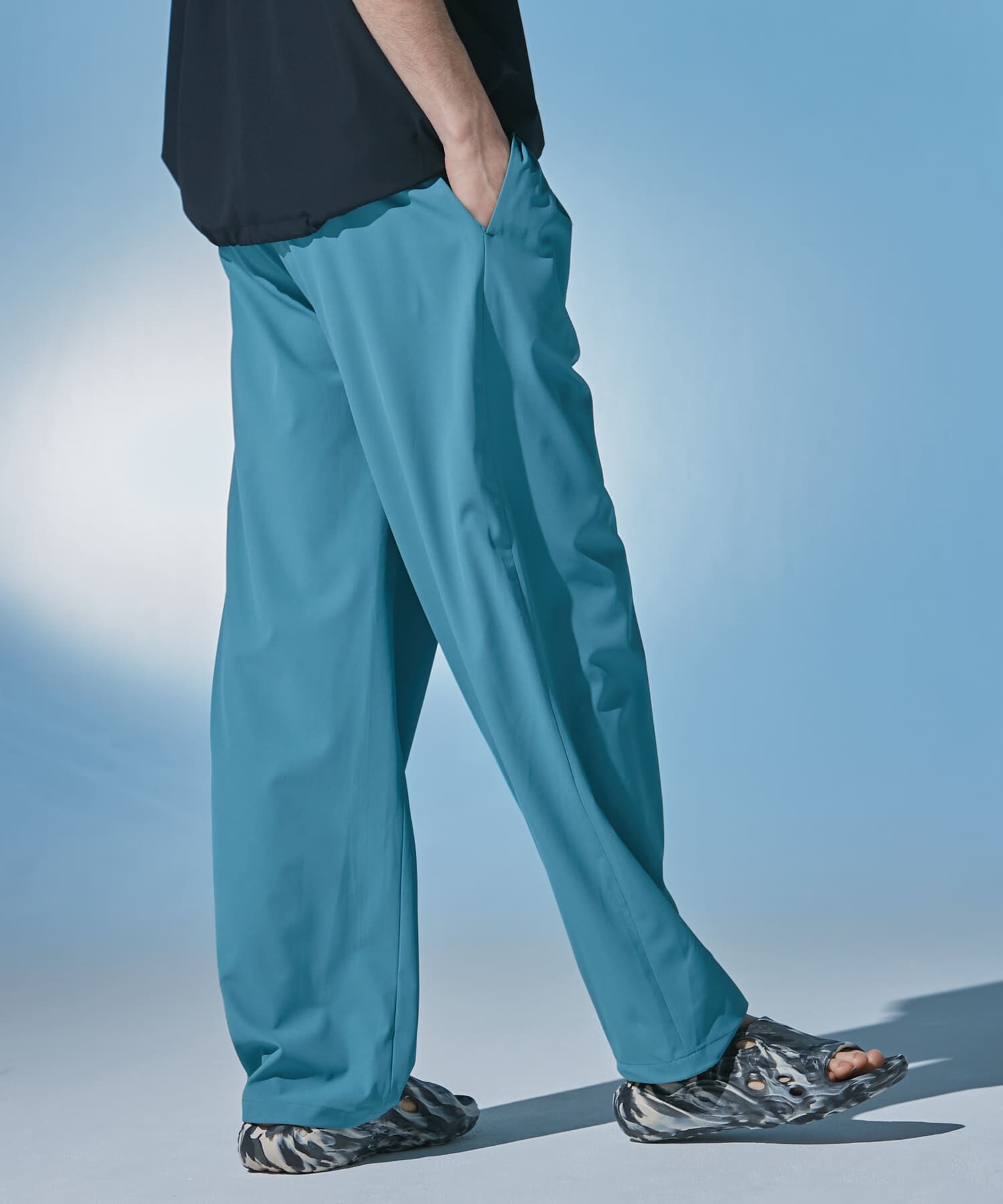 URBAN RESEARCH DOORS「『UR TECH』サマシェア イージートラウザー」|その他|グリーン系その他