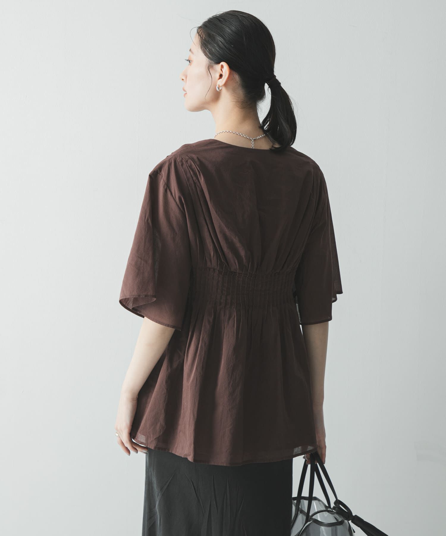 URBAN RESEARCH「コットンボイルタックデザインブラウス」|シャツ・ブラウス|