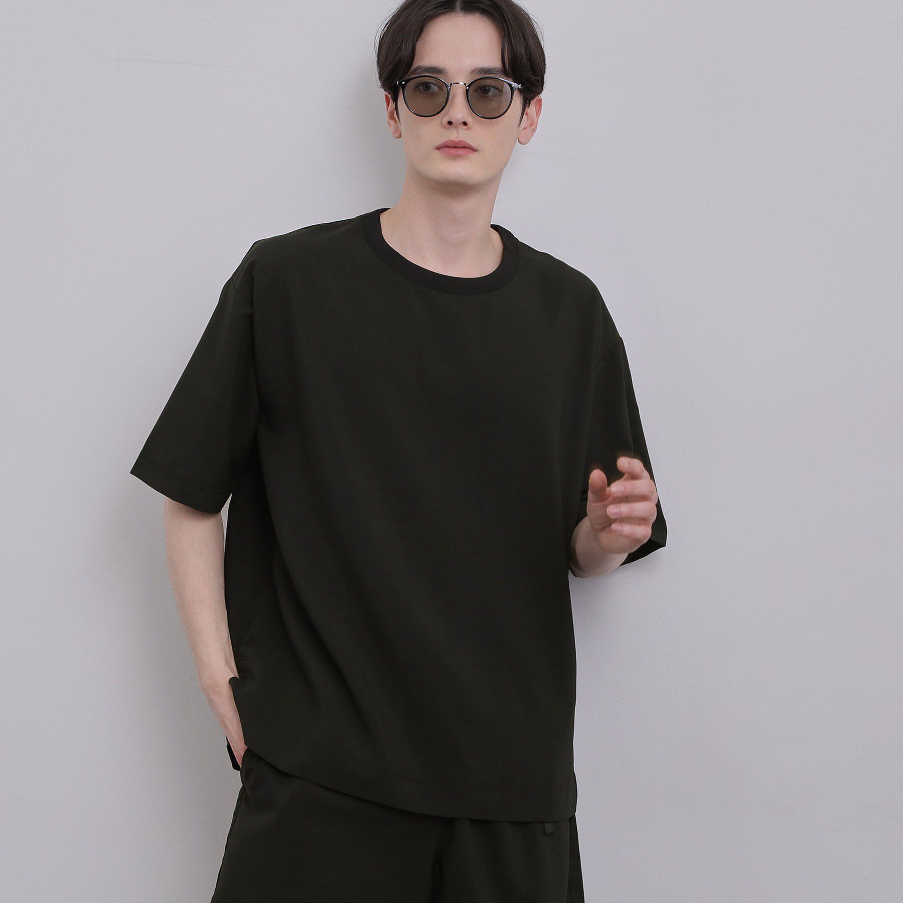 tk.TAKEO KIKUCHI「【UVカット／吸水速乾】AIRY DRY プルオーバーシャツ」|シャツ・ブラウス|ブラック(019)