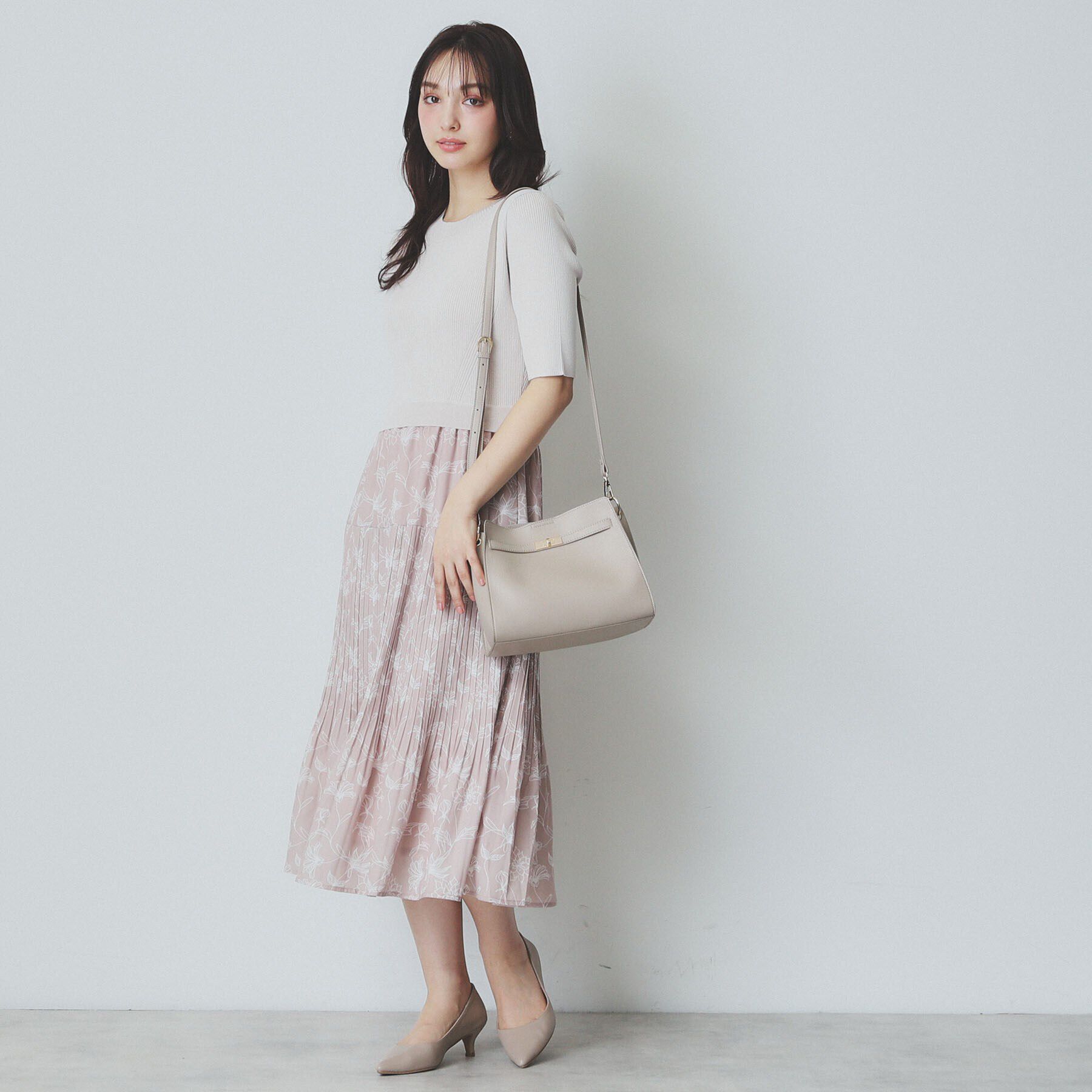 index「《ツインセット》カーディガン&times;ニットドッキングワンピース【洗濯機洗い可】」|スーツ|