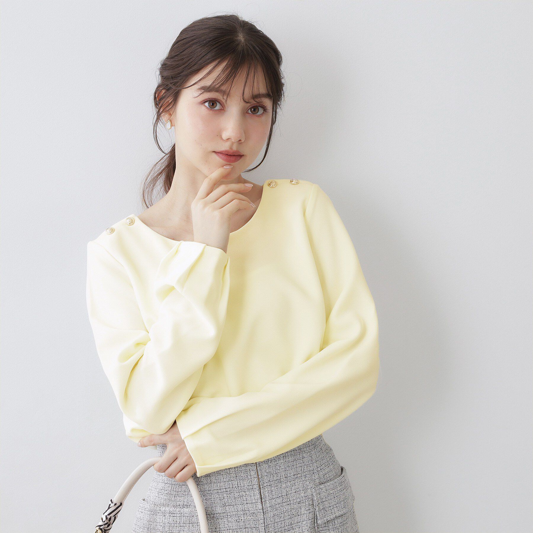 index「肩ボタンボートネックトップス【洗濯機OK】」|Tシャツ・カットソー|ライトイエロー(03