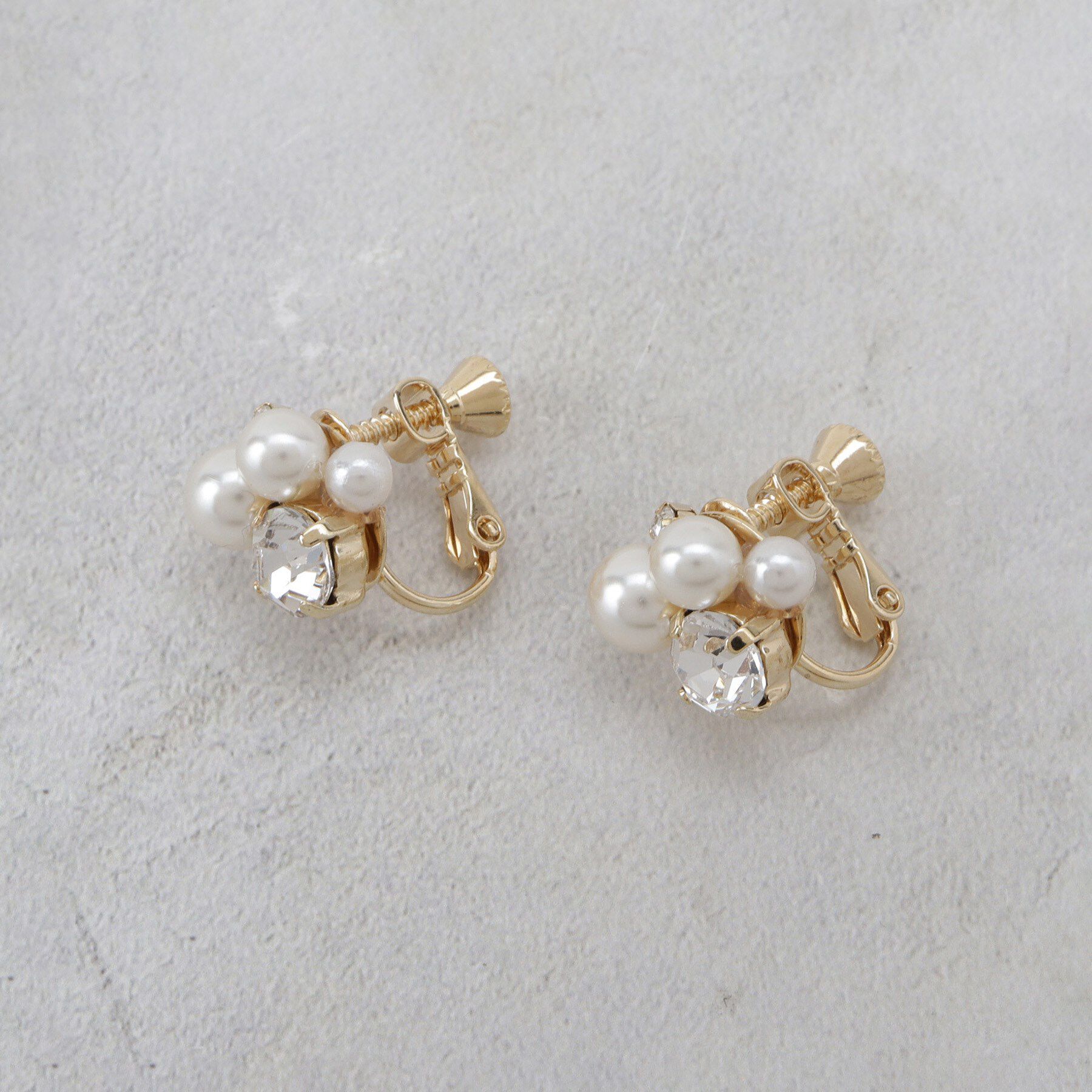 OPAQUE.CLIP「ビジューフェイクパール イヤリング」|イヤリング|