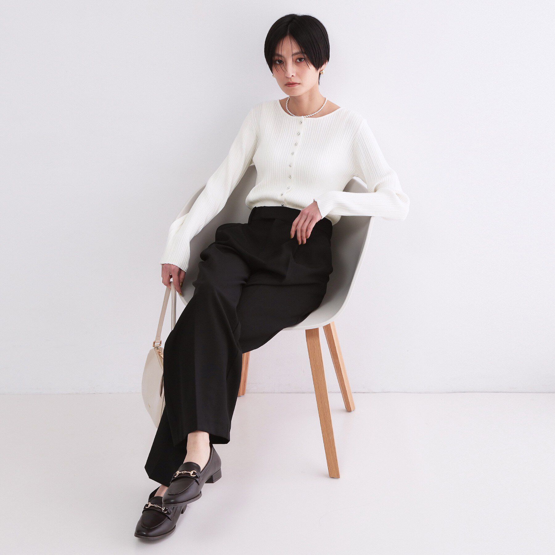 OPAQUE.CLIP「シルバー多ボタン ランダムリブニットカーディガン【洗濯機OK】」|カーディガン|