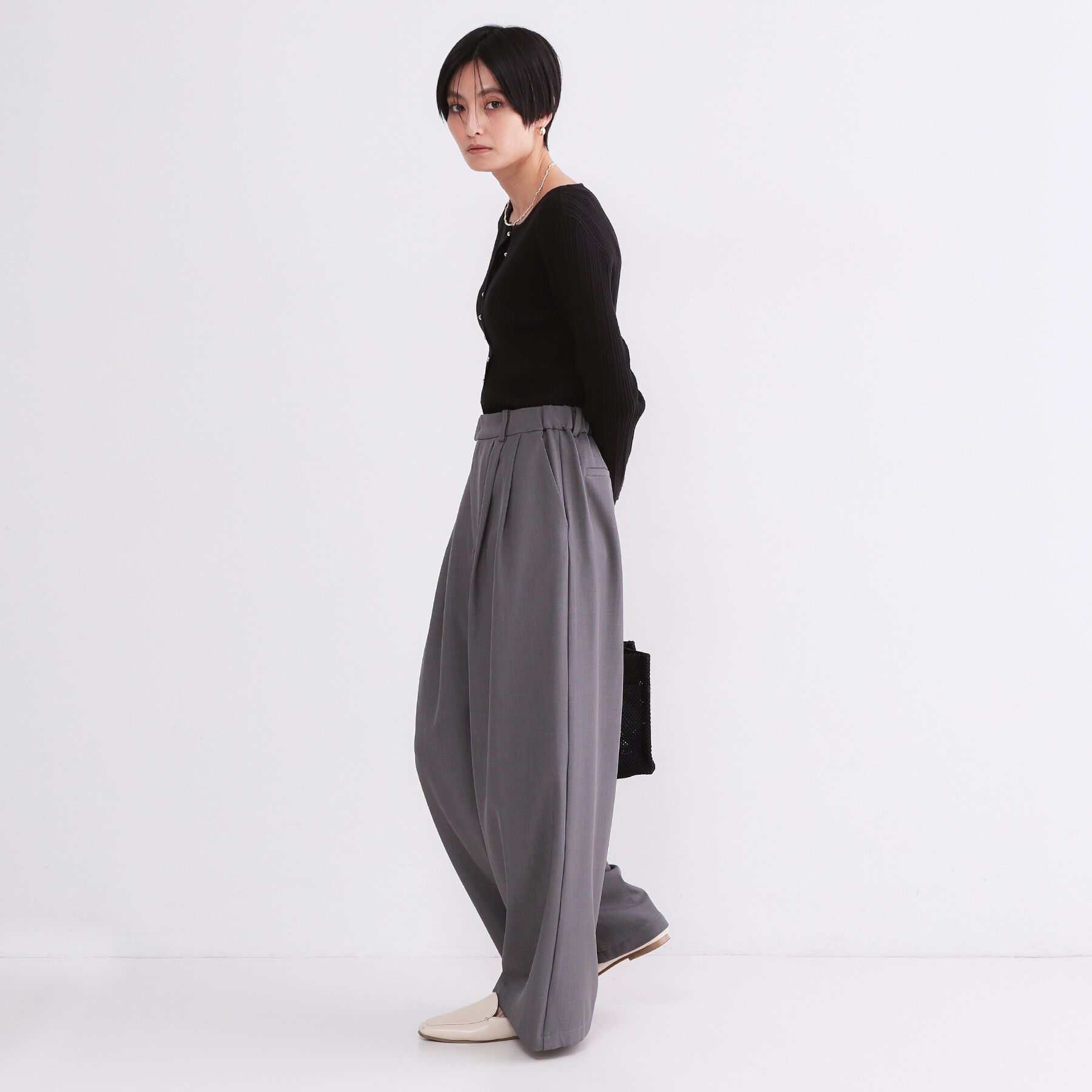 OPAQUE.CLIP「シルバー多ボタン ランダムリブニットカーディガン【洗濯機OK】」|カーディガン|