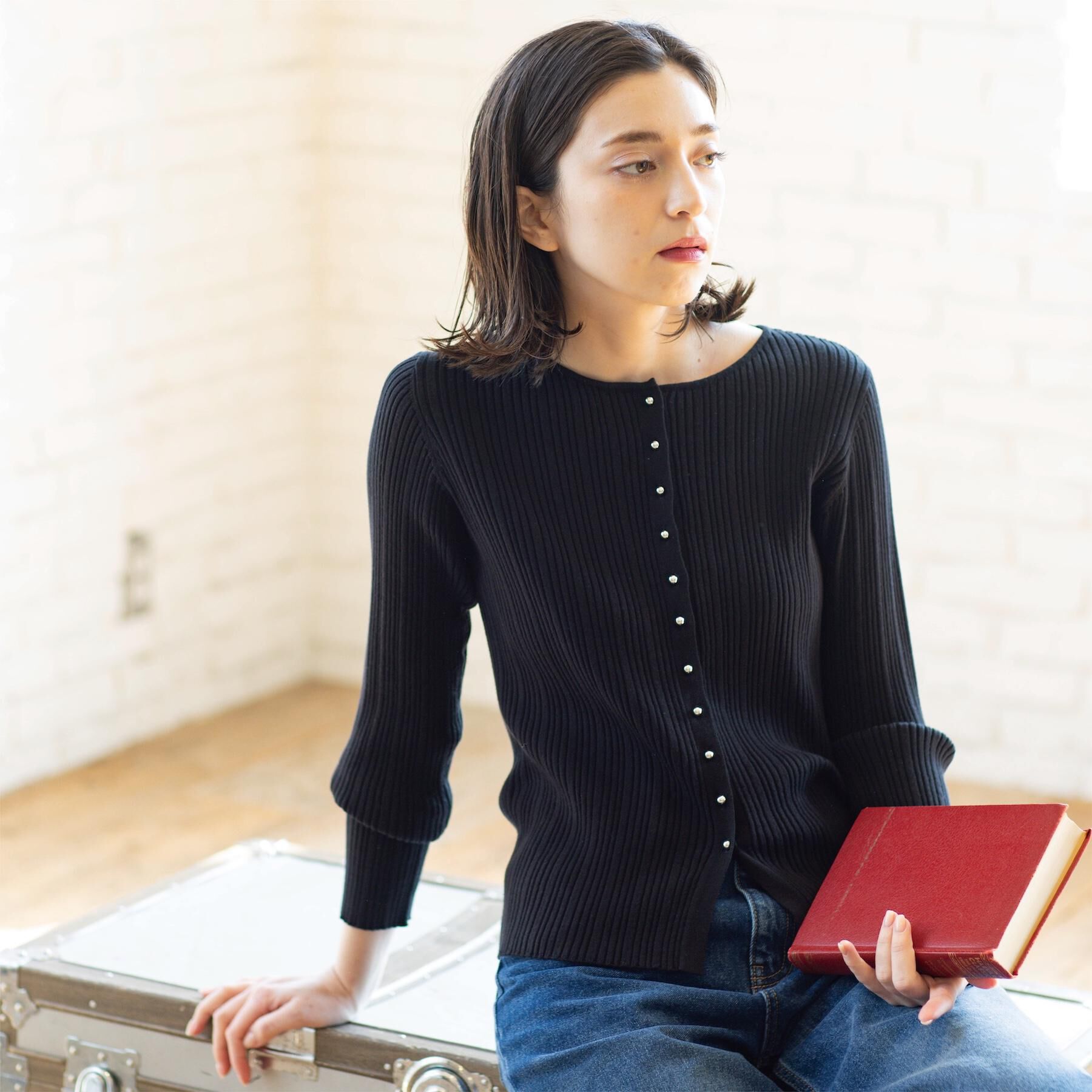 OPAQUE.CLIP「シルバー多ボタン ランダムリブニットカーディガン【洗濯機OK】」|カーディガン|