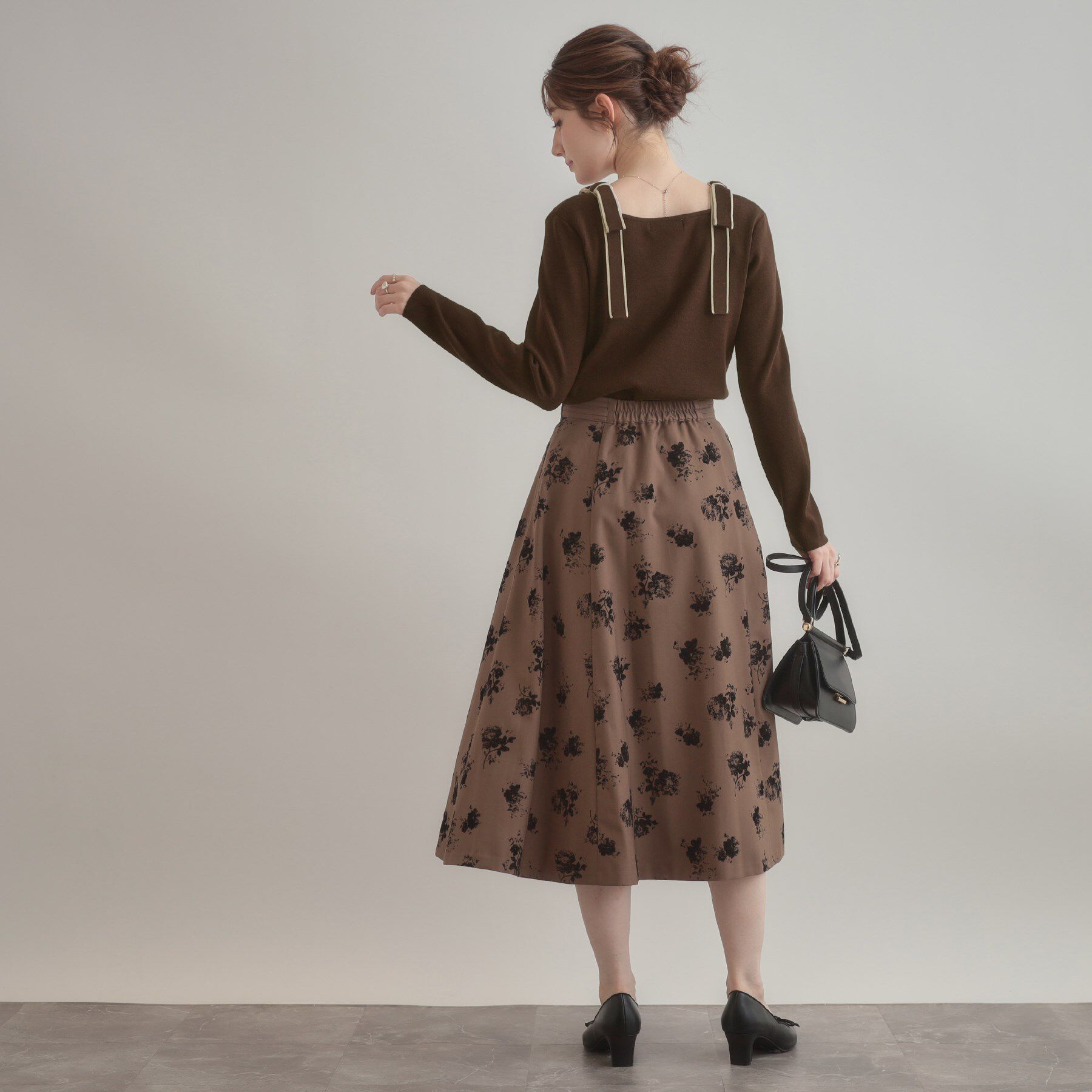 Couture broach「【着映え・フェミニン・高見え】配色リボン総針ニットトップス」|ニット・セーター|