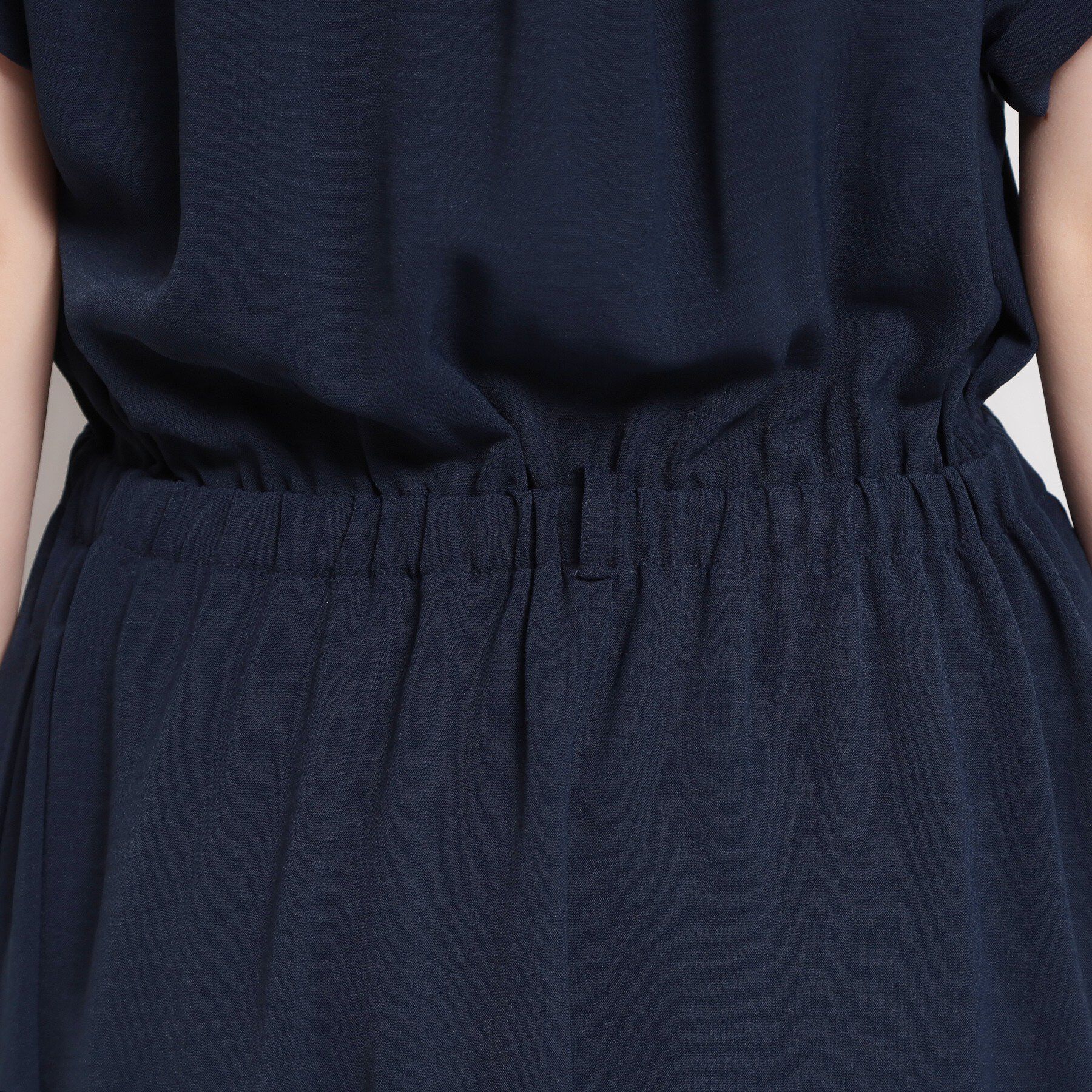 THE SHOP TK「【ひんやり/防しわ/吸水速乾/UVケア】欲しいが詰まった 上品フィット＆フレアワンピース」|ワンピース|