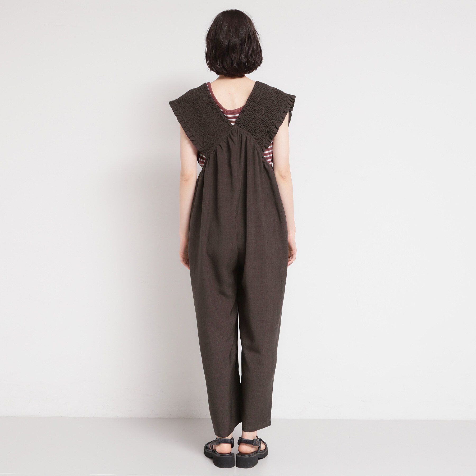 THE SHOP TK「ラクに着られてすっきり見え シャーリングサロペット」|オールインワン|