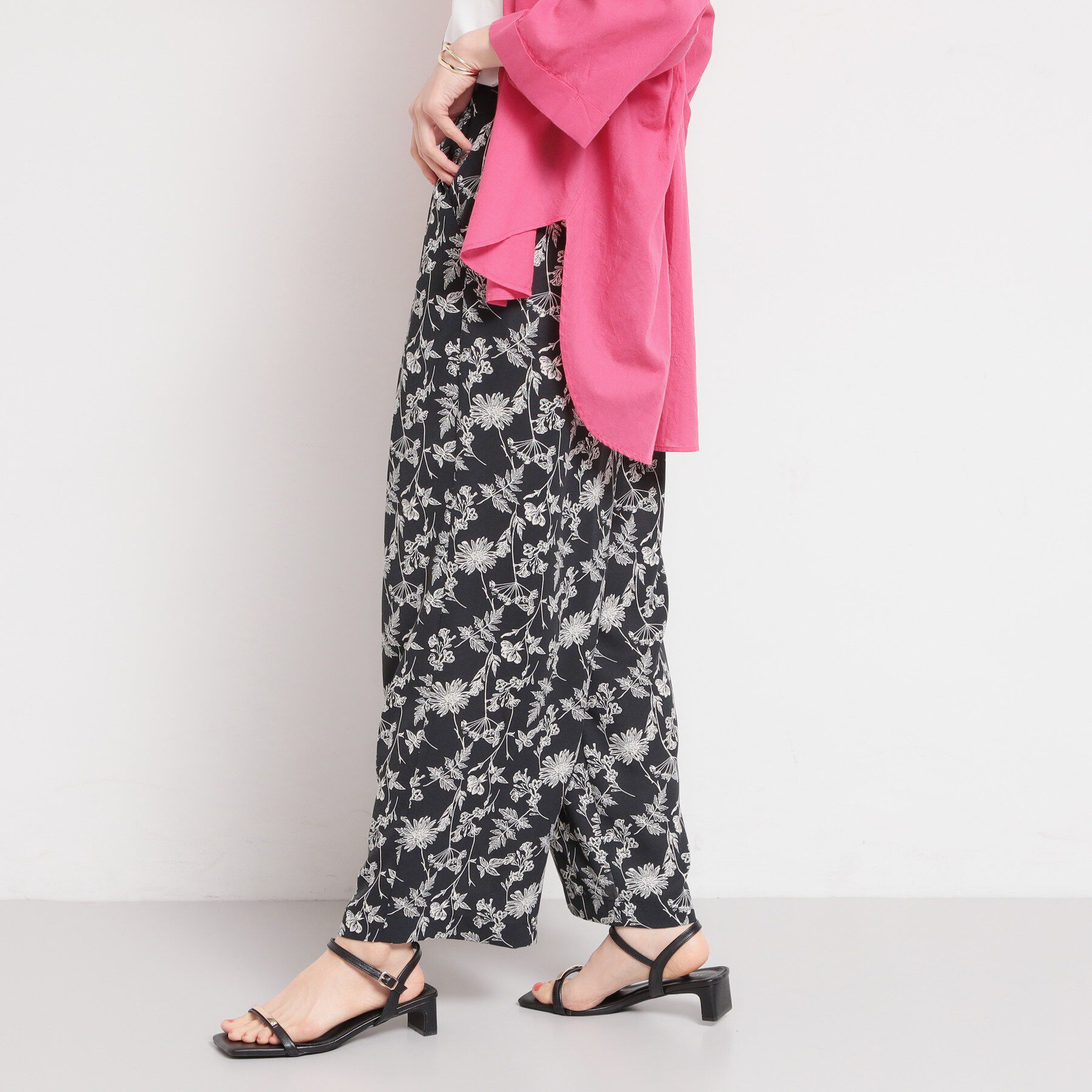 THE SHOP TK「【ひんやり/防しわ/吸水速乾/UV】プリントイージーパンツ」|その他|