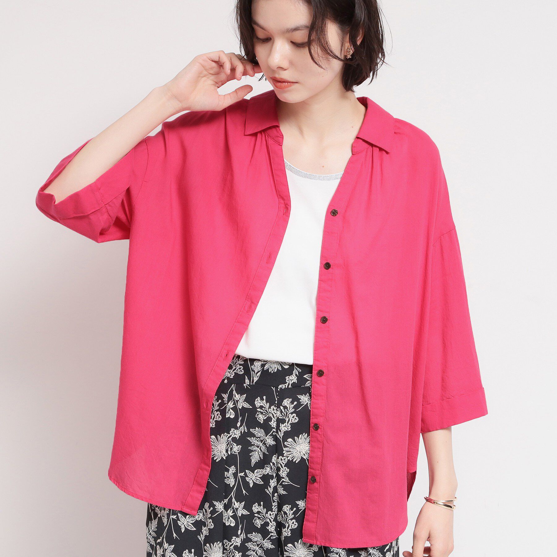 THE SHOP TK「ポジティブカラーが映える　バイオウォッシュバックギャザーシャツ」|シャツ・ブラウス|ピンク(074)