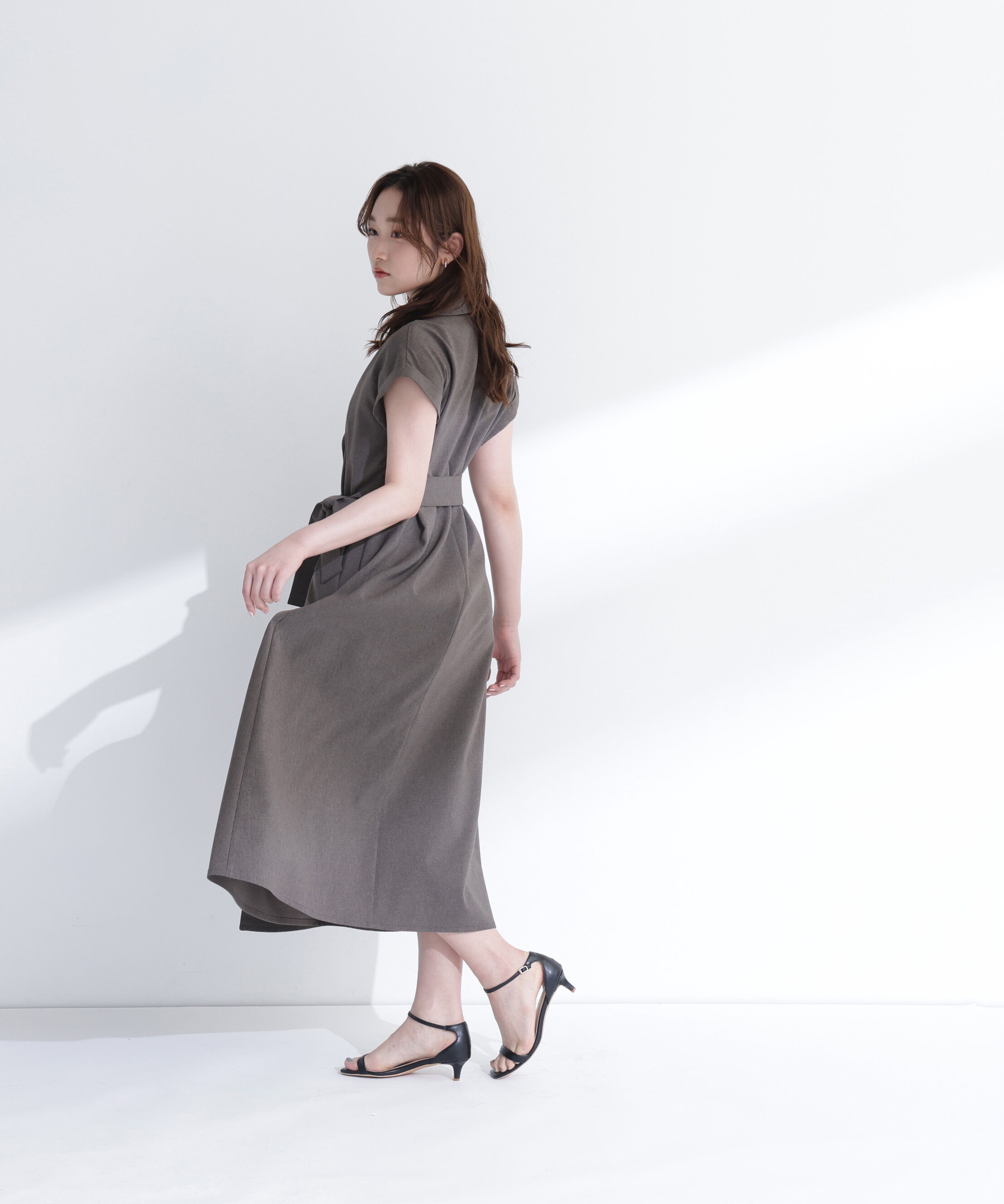  「ベルテッドトレンチワンピース」|ワンピース|