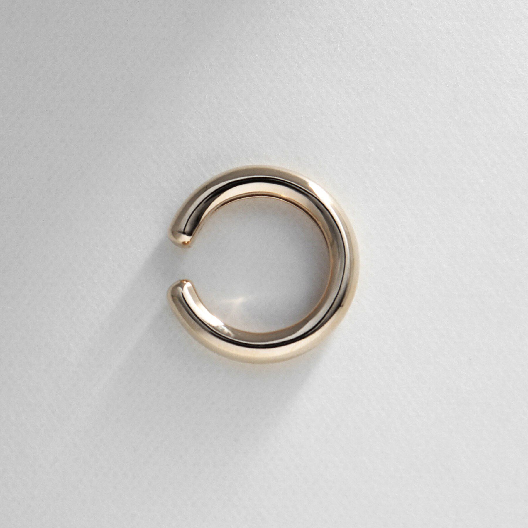 COCOSHNIK「K10丸線ボリューム イヤーカフ中」|イヤーカフ|