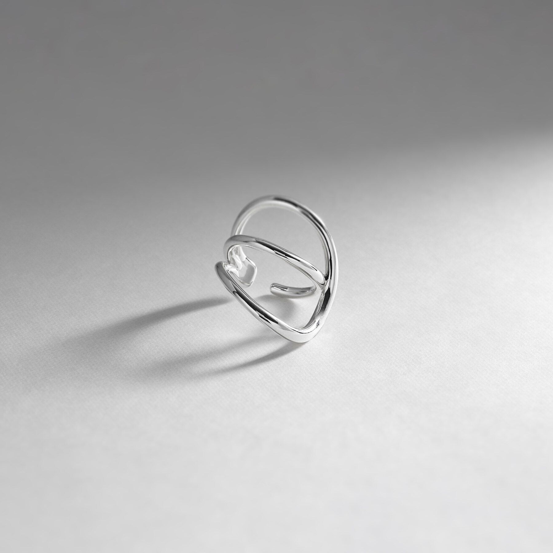 COCOSHNIK ONKITSCH「シルバー リングイヤーカフ ワイドハング」|リング|シルバー(600)