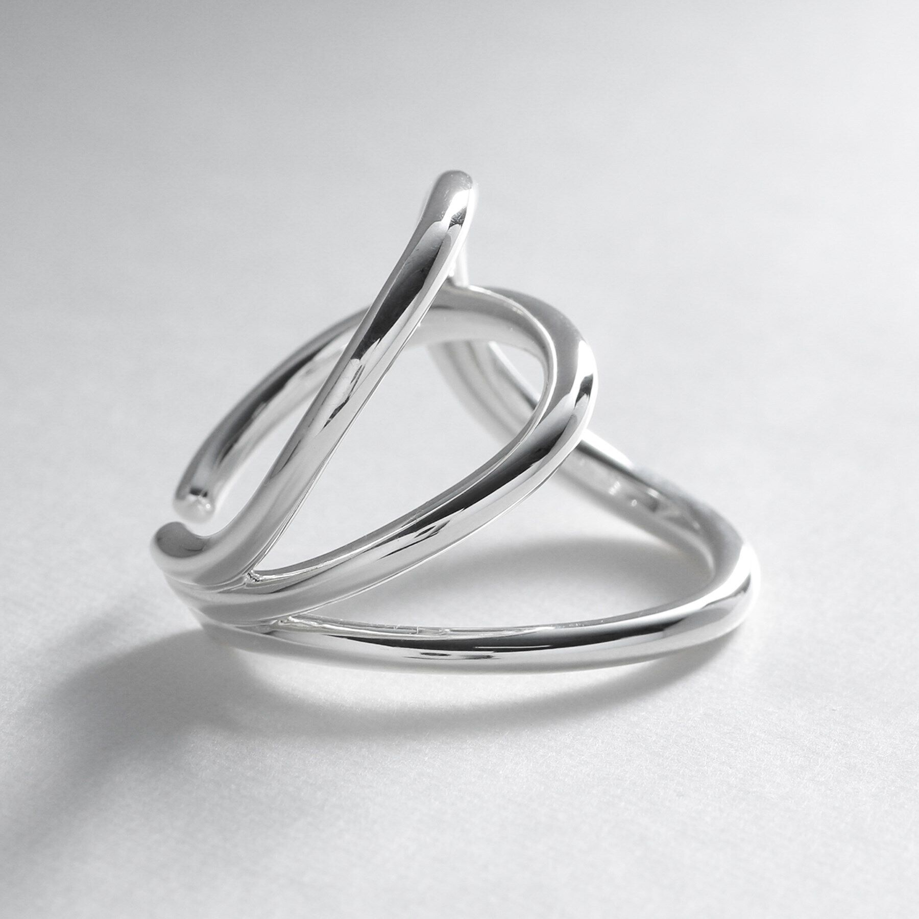 COCOSHNIK ONKITSCH「シルバー リングイヤーカフ ワイドハング」|リング|