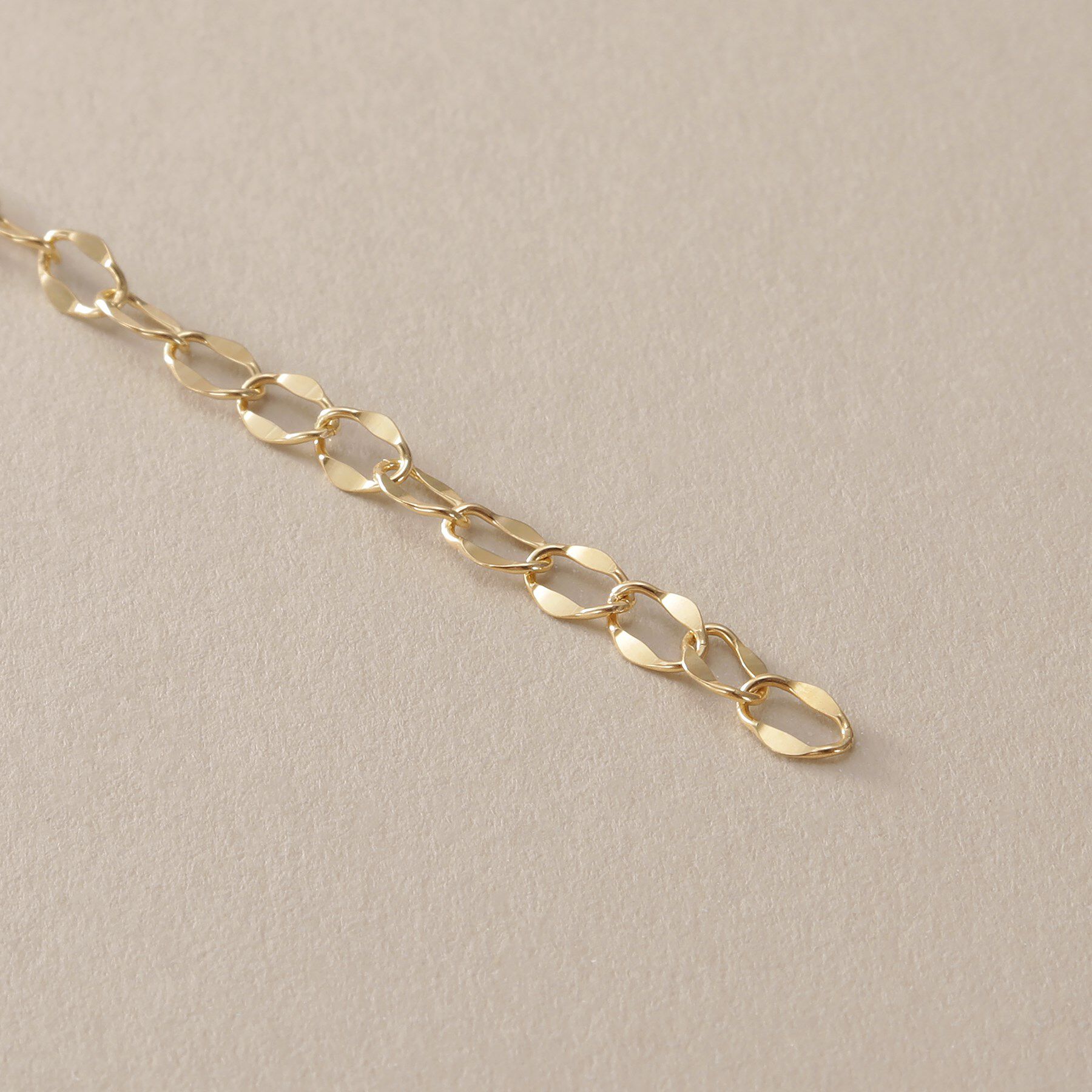 COCOSHNIK「K10シースルーフラット スタッドピアス」|ピアス|