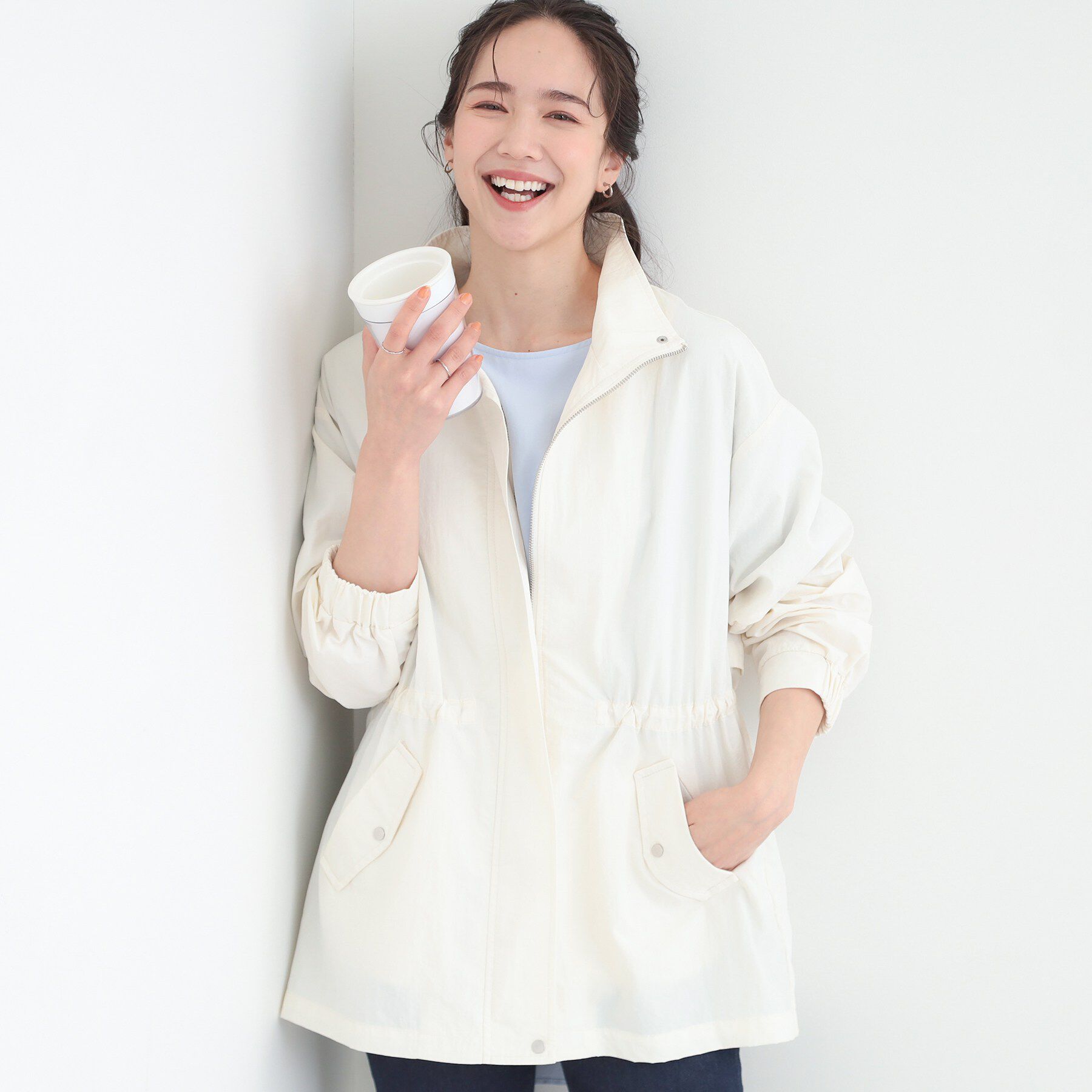 SHOO･LA･RUE「【防花粉/S-LL】ウエストマークですっきり見え　軽やかスタンドブルゾン」|ブルゾン・スタジャン|オフホワイト(003