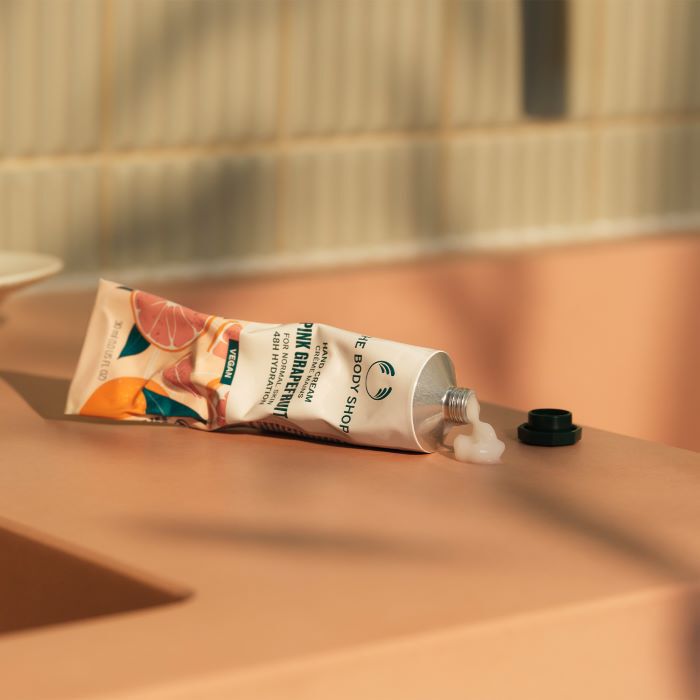 THE BODY SHOP「ハンドクリーム PG 30mL（香り：ピンクグレープフルーツ）」|ハンドケア|