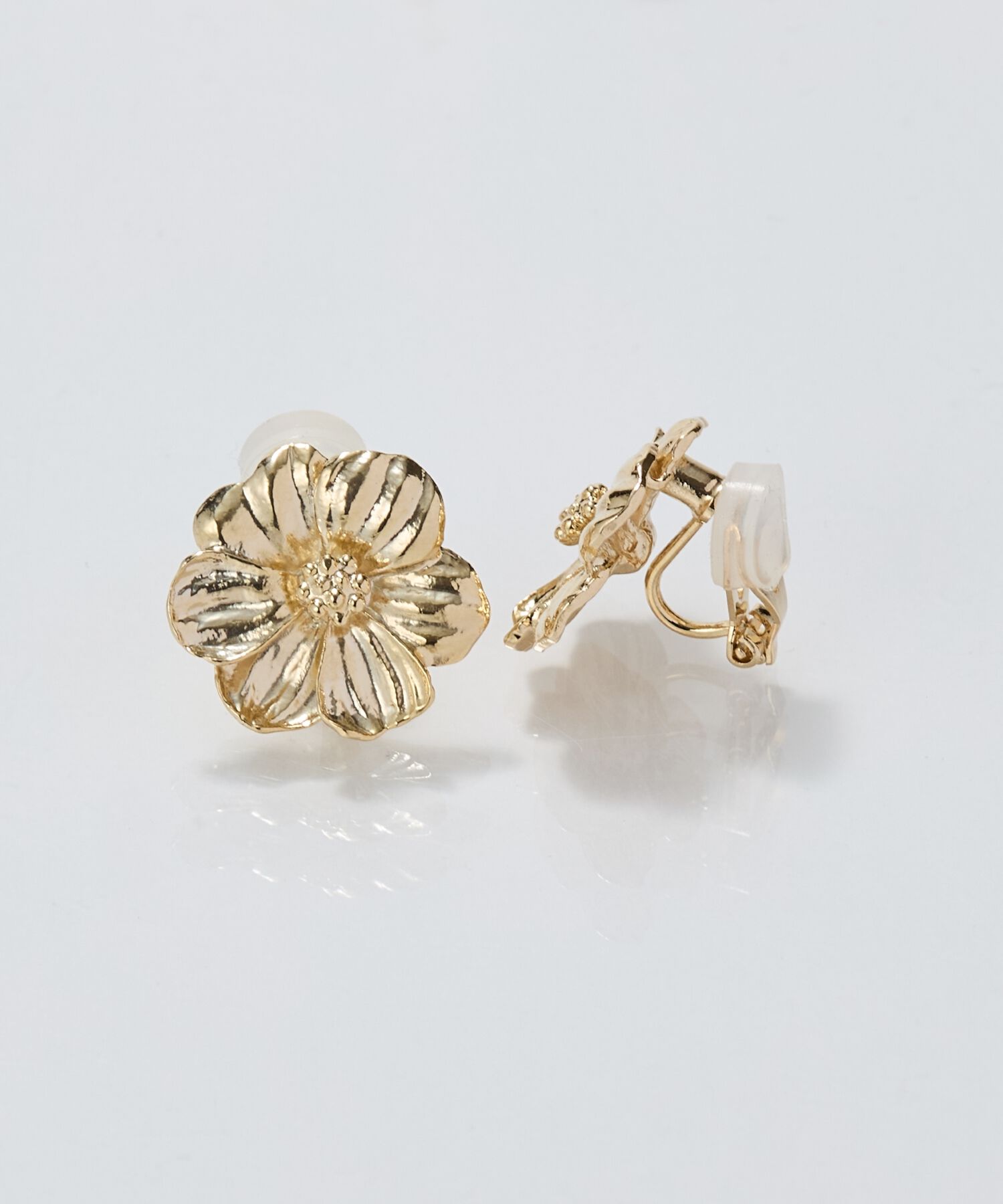 Phoebe「フレグラントフラワーメタルイヤリング」|イヤリング|