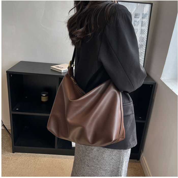 BACKYARD FAMILY「ショルダーバッグ レディース 大人 通販 トートバッグ 斜め掛け レディースバッグ レザーバッグ」|ショルダー・メッセンジャー|