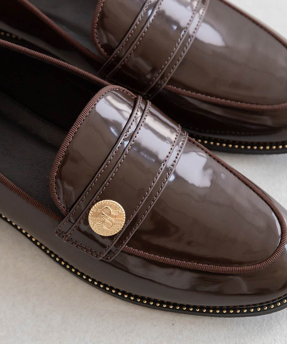  「晴雨兼用 モノグラムパーツローファーシューズ」|ローファー|