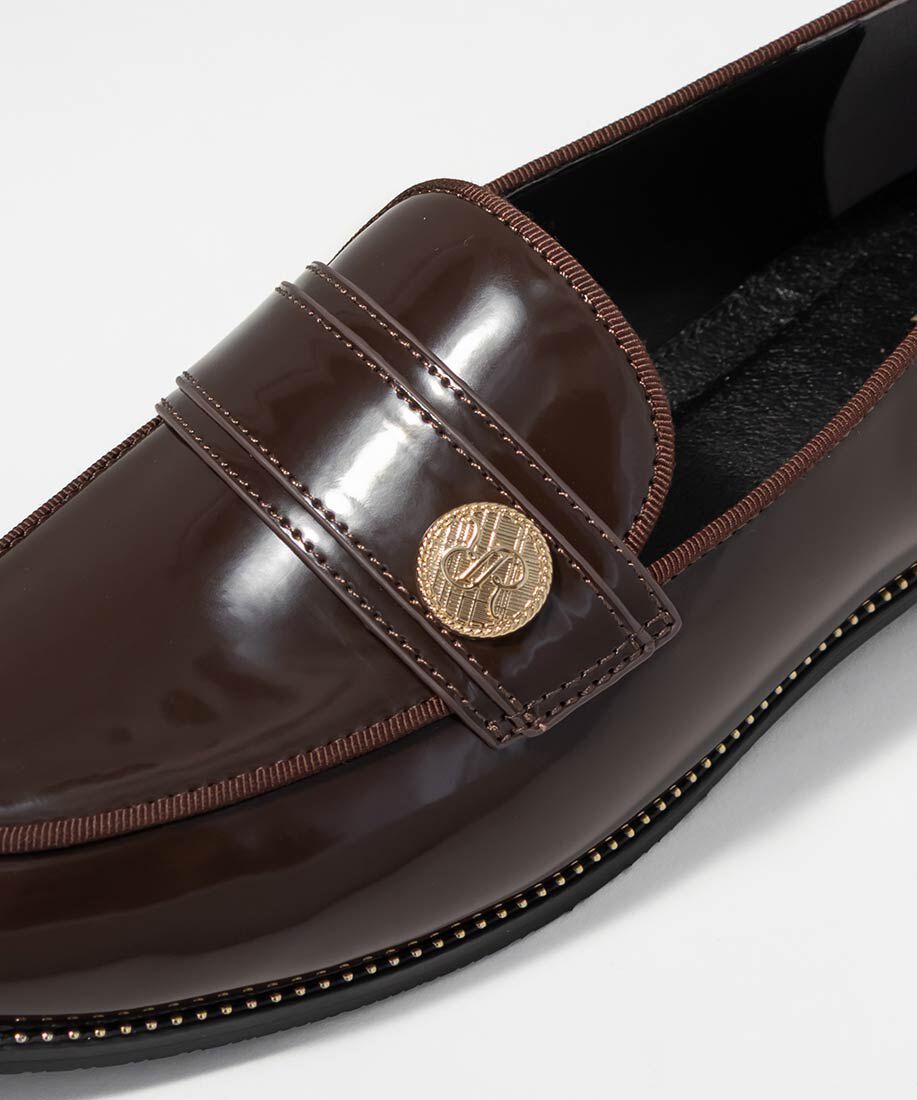  「晴雨兼用 モノグラムパーツローファーシューズ」|ローファー|