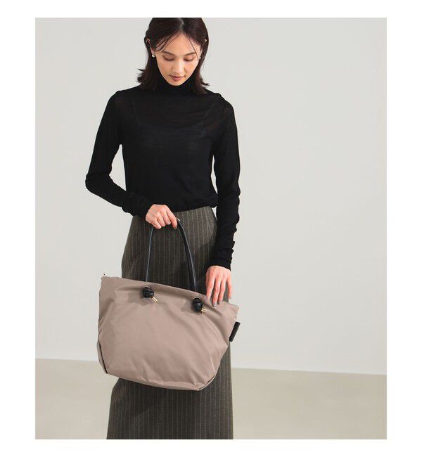 Demi-Luxe BEAMS 「【WEB限定】VIOLAd&rsquo;ORO / BIANCA ナイロン トートバッグ ML」|トートバッグ|TAUPE&times;BLACK