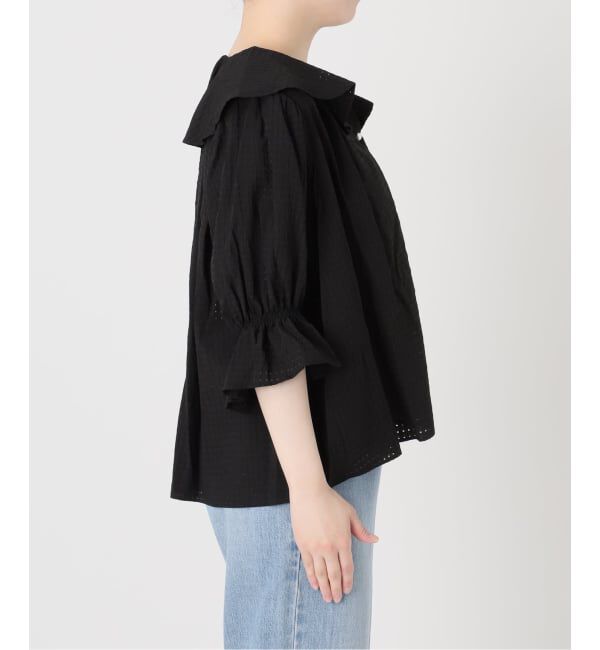 IENA「《予約》BLACK 襟フリルブラウス」|シャツ・ブラウス|