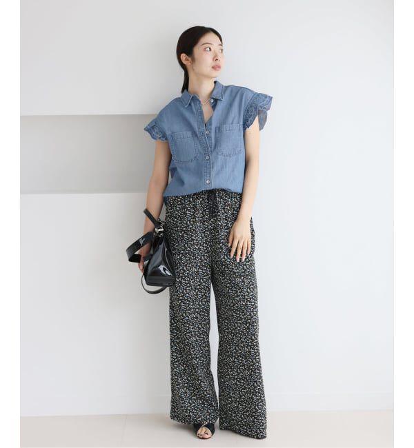 IENA「《予約》BLACK シャンブレーフリルブラウス」|シャツ・ブラウス|