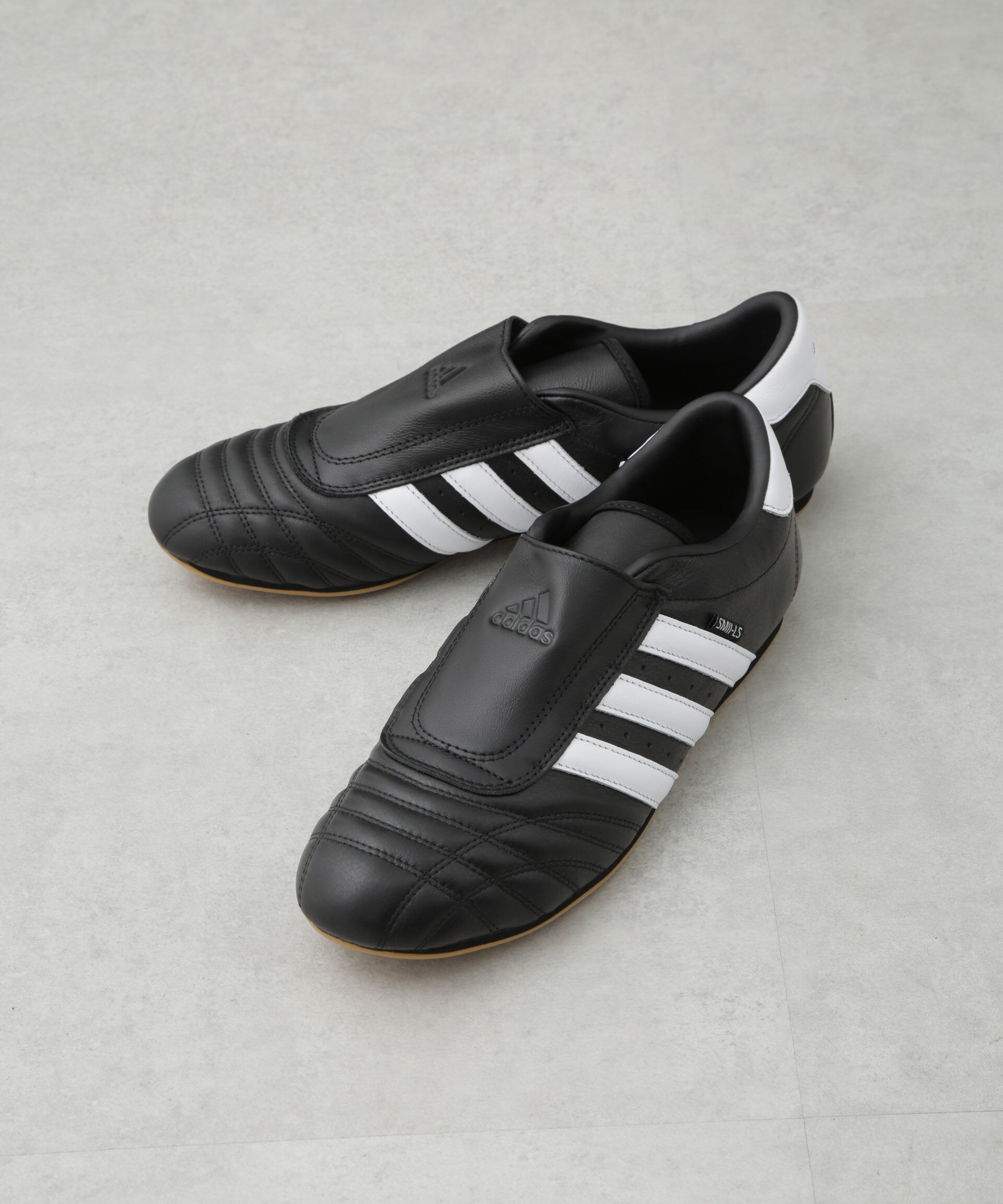 nano･universe「adidas/TAEKWONDO W」|スニーカー|ブラック