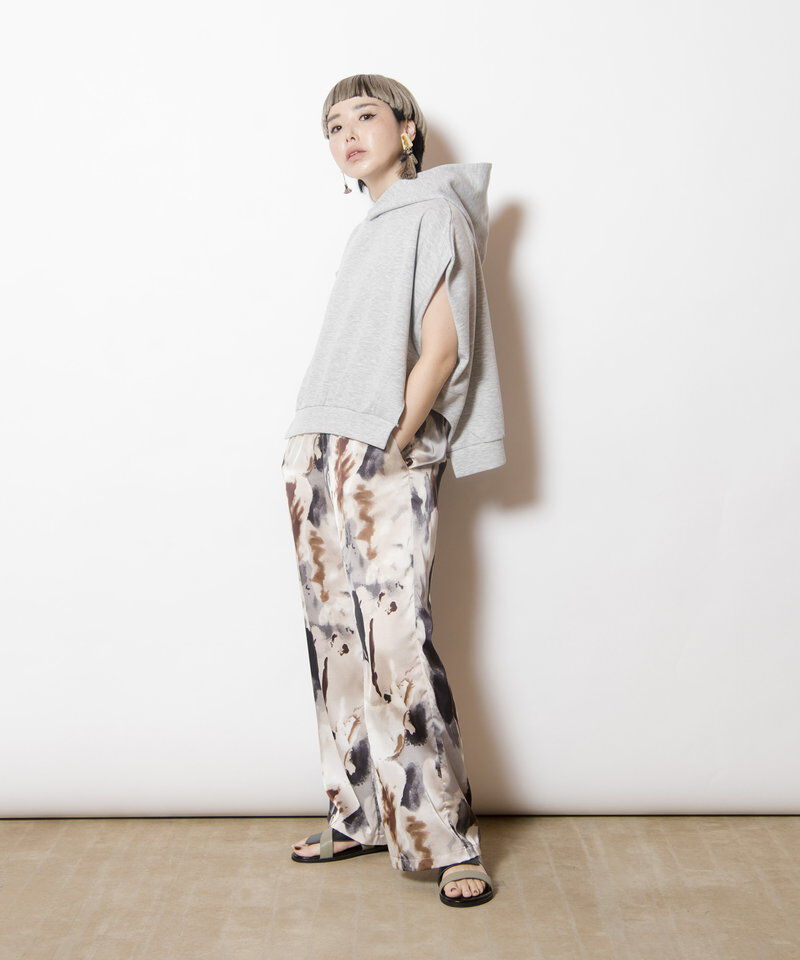  「イレギュラーヘムフードプルオーバー」|パーカー|