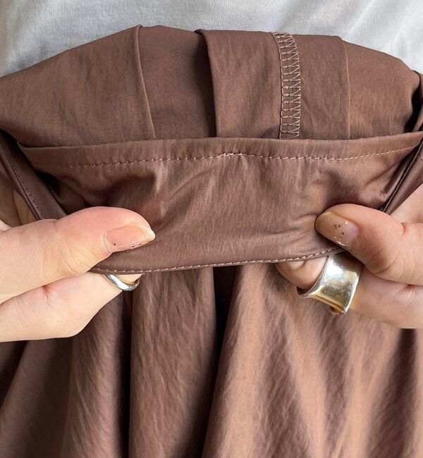  「シャイニータックフレアスカート」|スカート|