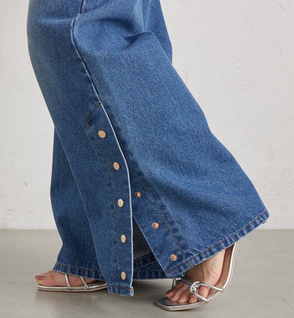  「ボタンスリットフレアデニム」|デニム|