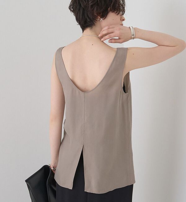 Rouge vif「キュプラフィブリルUネックノースリーブブラウス/ジレ【予約】」|シャツ・ブラウス|グレージュ