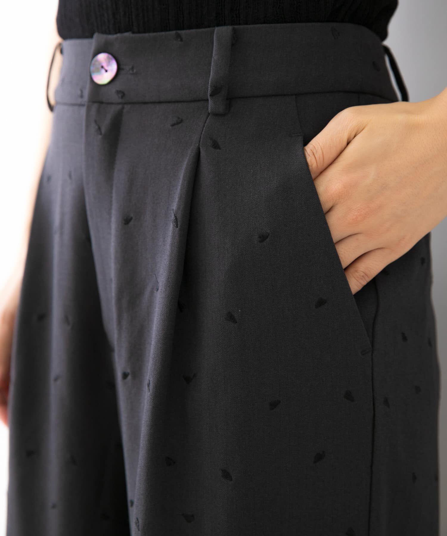 URBAN RESEARCH ROSSO「F by ROSSO　ハート刺繍タックワイドパンツ」|その他|