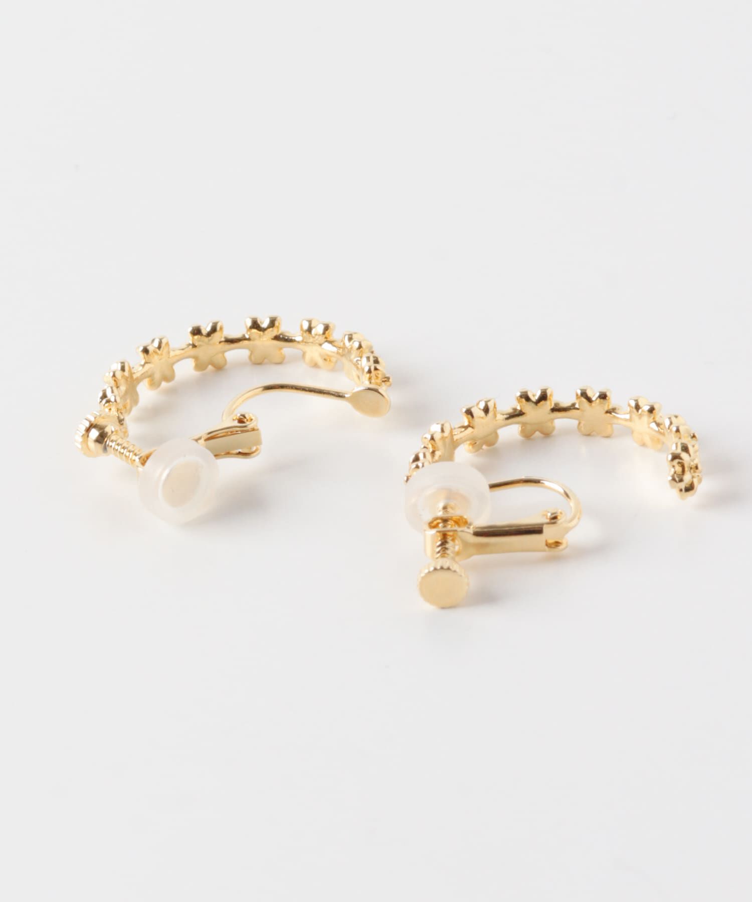 SMELLY「メタルフラワーラインフープイヤリング」|イヤリング|