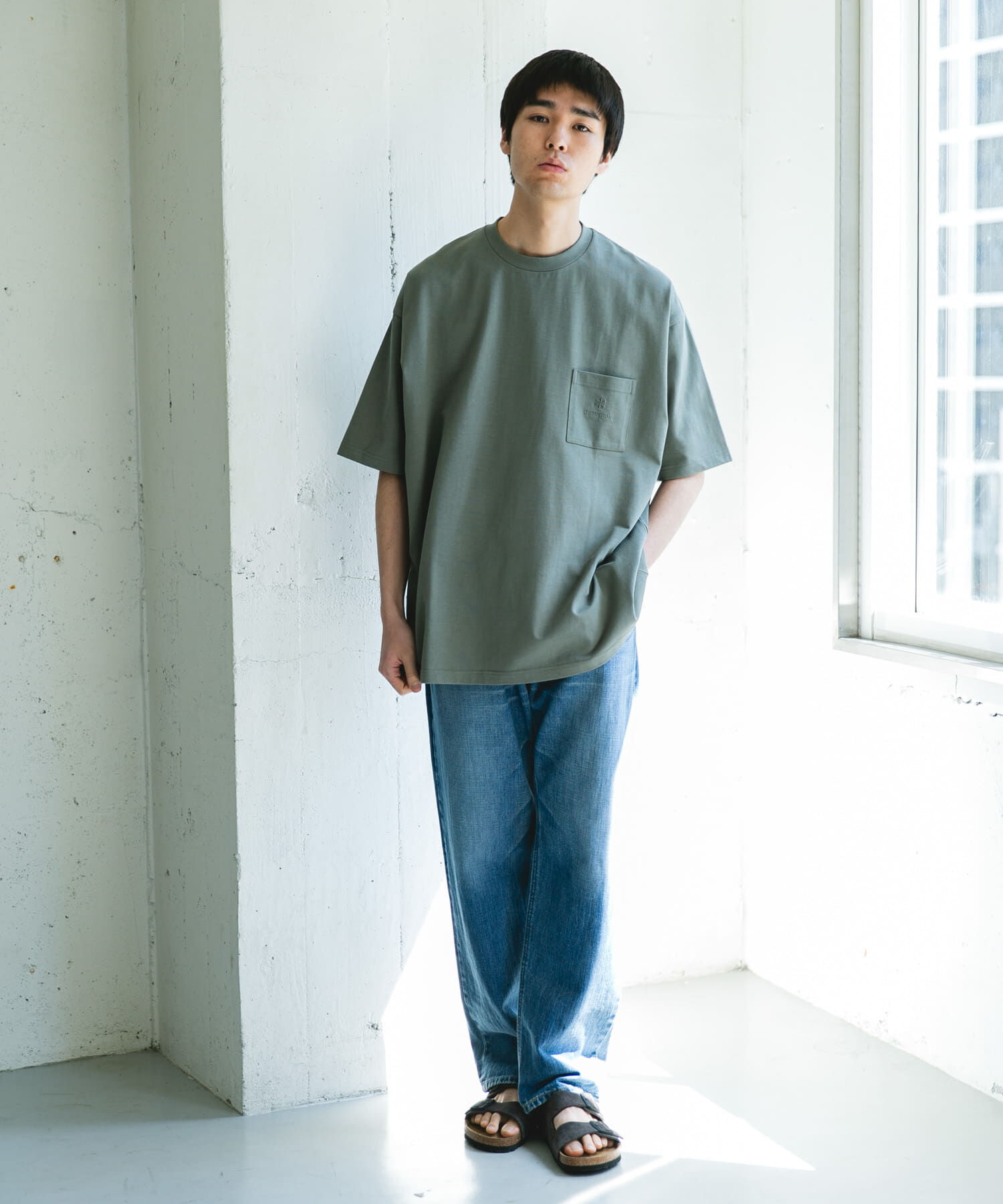 URBAN RESEARCH DOORS「『別注』Snow Peak Apparel&times;DOORS　POCKET LOGO SHORT-SLEEVE T-SHIRTS」|Tシャツ・カットソー|