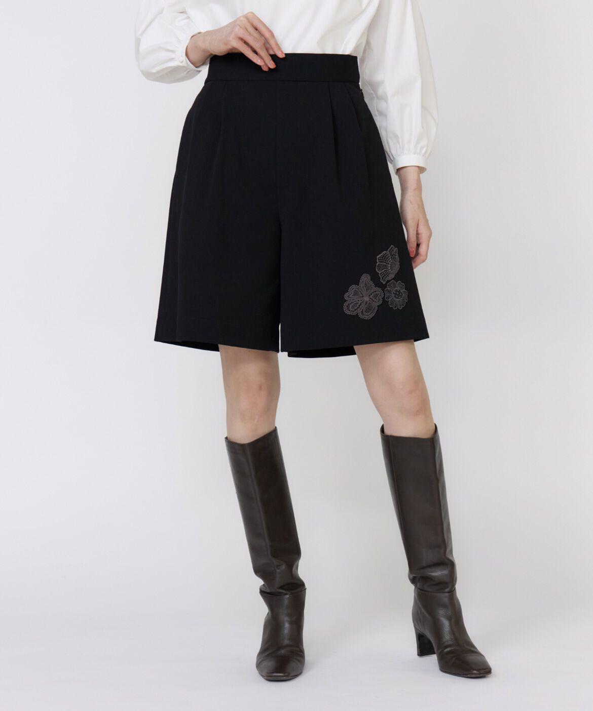 Maglie le cassetto「《ﾌﾗﾝﾄﾞﾙ45周年限定ｺﾚｸｼｮﾝ》ﾌﾗﾜｰﾓﾁｰﾌｷｭﾛｯﾄ《M 」|キュロット|ブラック