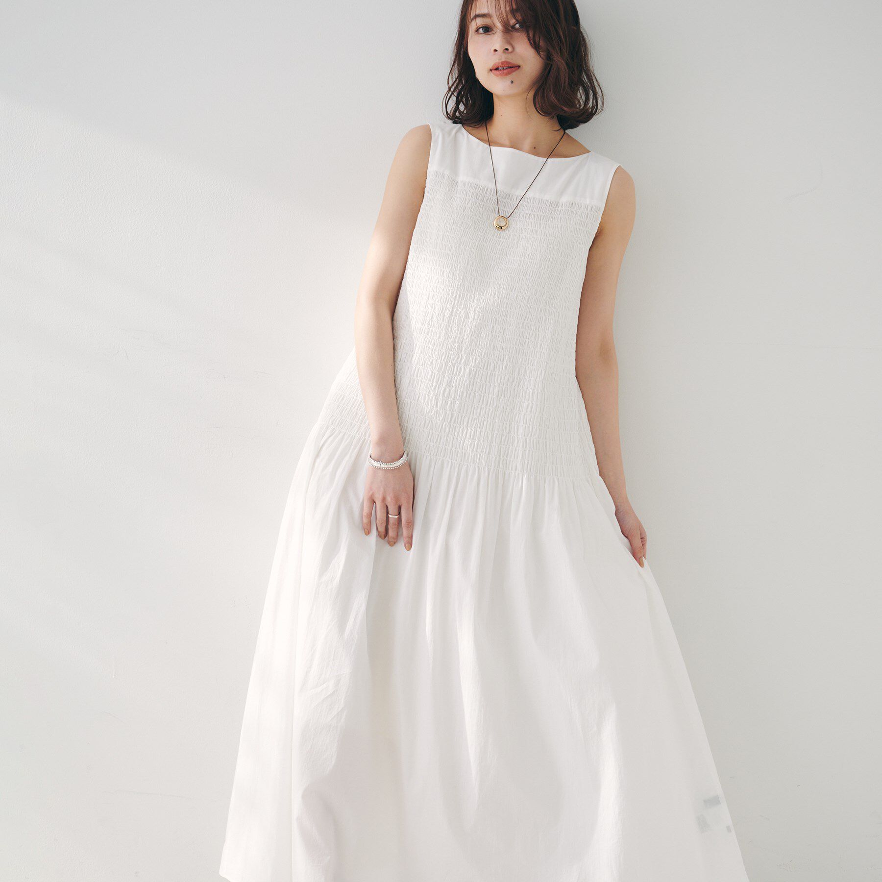 UNTITLED「【コットン100/夏ワンピ/ナロー】シャーリングワンピース」|ワンピース|オフホワイト(003