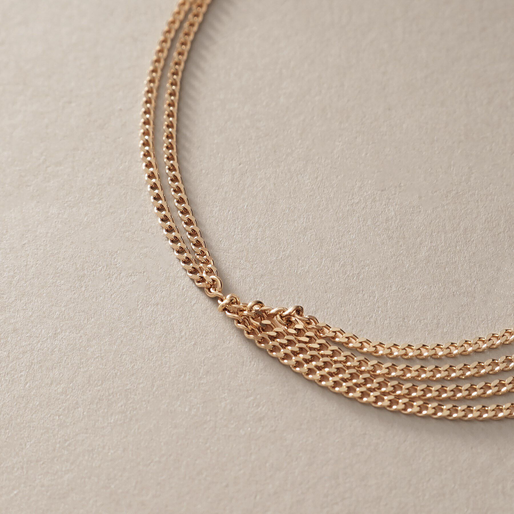 COCOSHNIK「K10キヘイアシンメトリードレープ ブレスレット」|ブレスレット・バングル|