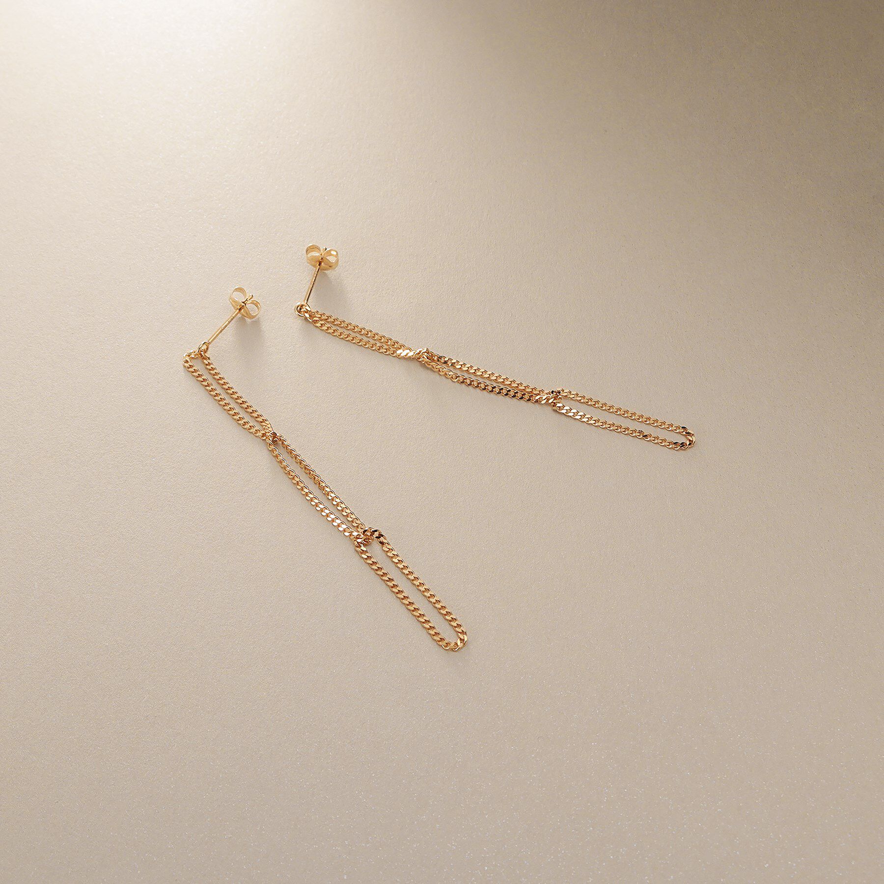 COCOSHNIK「K10キヘイループ スタッドピアス」|ピアス|