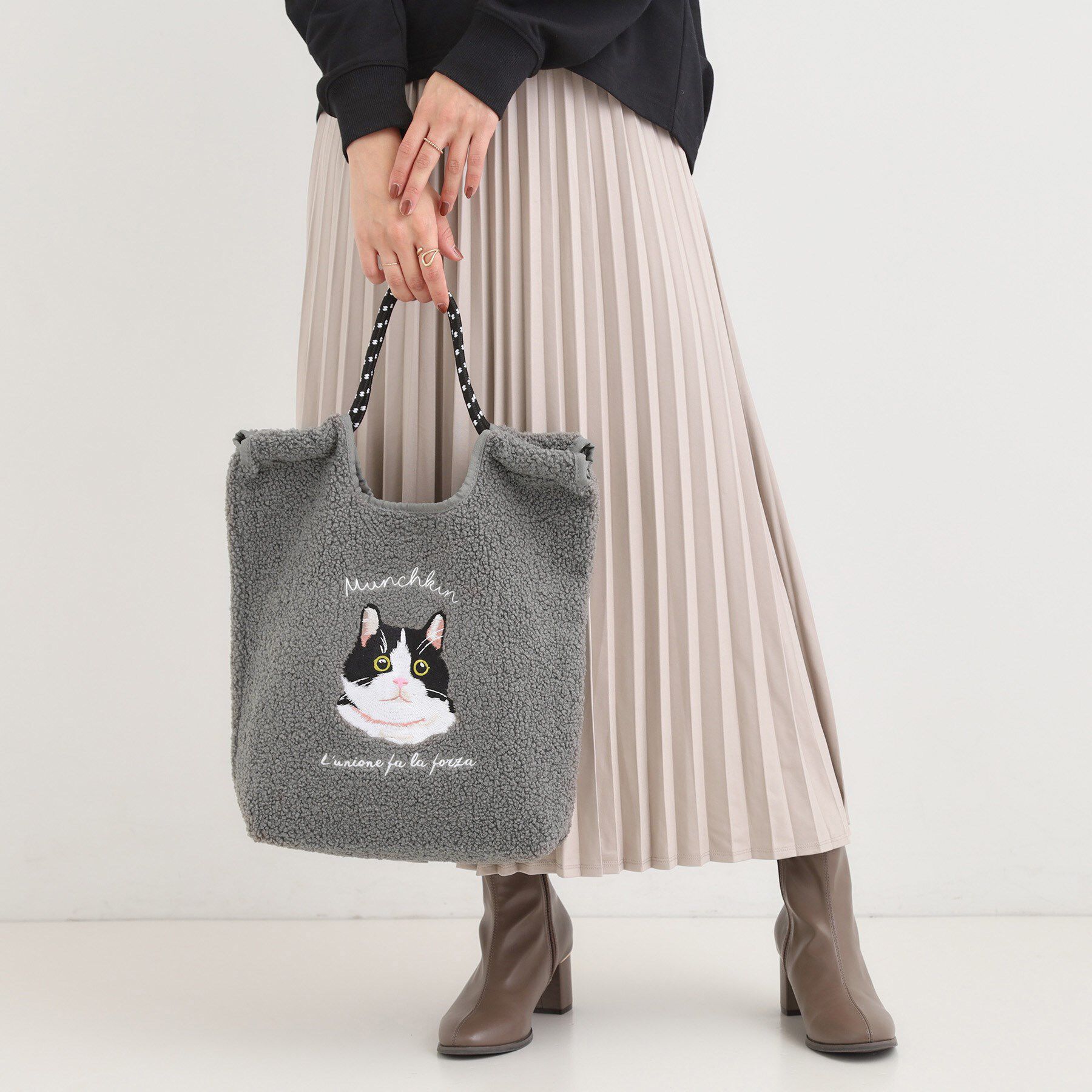 SHOO･LA･RUE「ボア刺繍アニマルコードトートバッグ」|トートバッグ|