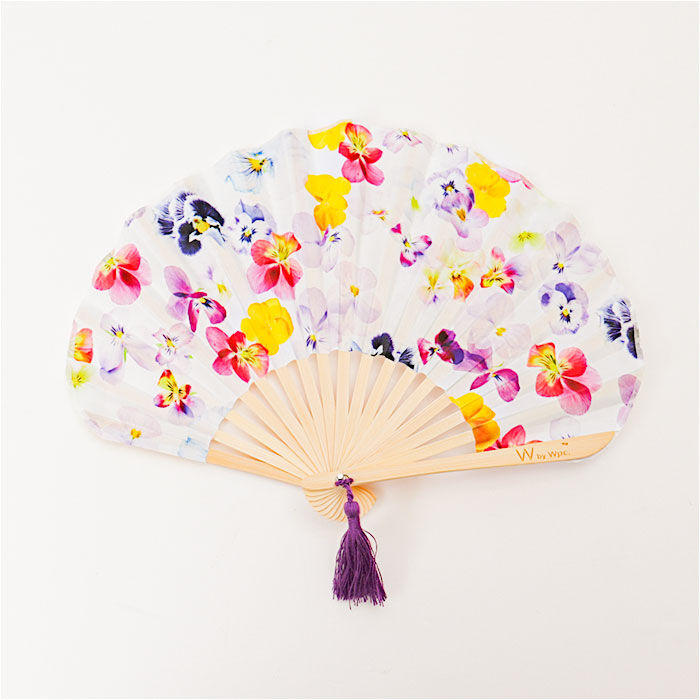 BACKYARD FAMILY「扇子 通販 花柄 フラワー扇子 せんす フラワー ボックス入り お洒落 タッセル付き 暑さ対策」|その他|