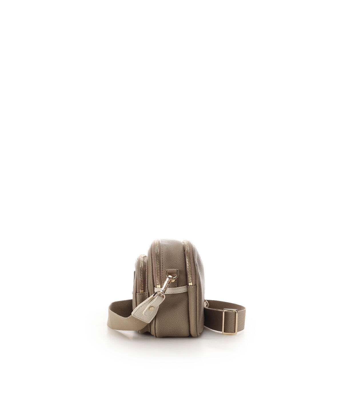 Samantha Thavasa「カジュアルテイストスクエアショルダーバッグ」|ショルダー・メッセンジャー|