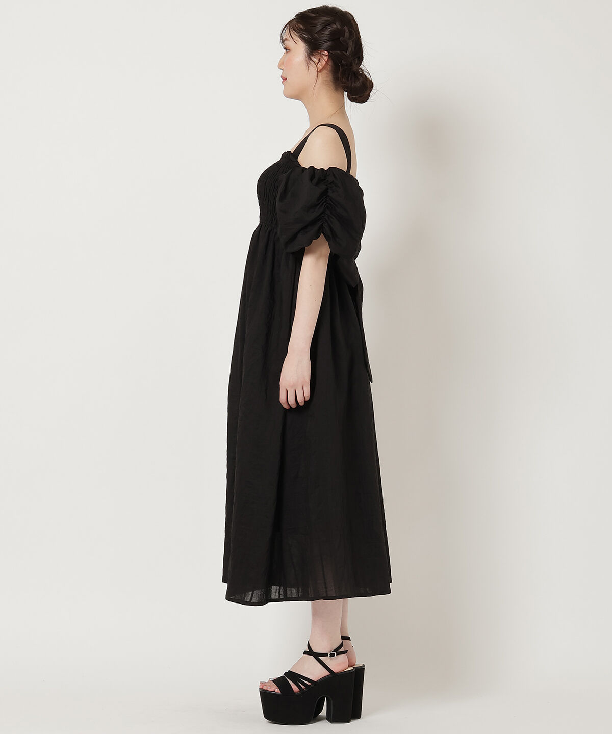 REDYAZEL「シャーリングフレアワンピース」|ワンピース|