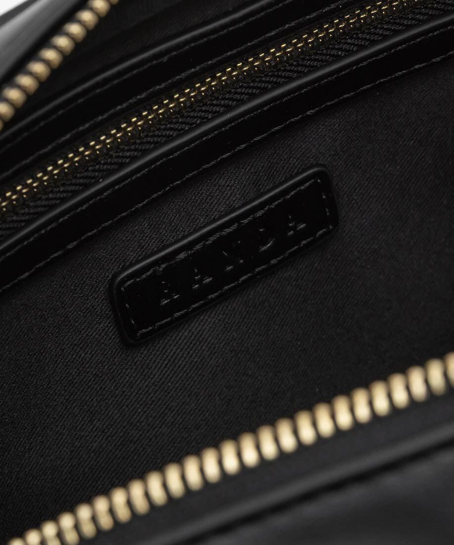  「2WAY スカーフ付きエンボスロゴボストンバッグ」|ハンドバッグ|