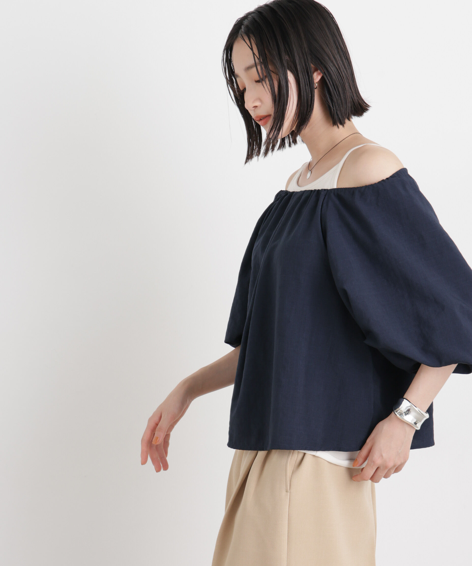 nano･universe「ﾀﾝﾌﾞﾗｰﾌﾞｯﾁｬｰ前後2wayﾎﾞﾘｭｰﾑｽﾘｰﾌﾞﾌﾞﾗｳｽ(ｾ  」|シャツ・ブラウス|