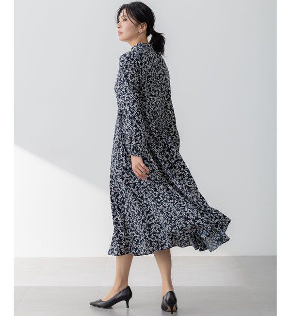 23区「【洗える】シャドーリーフプリント ワンピース」|ワンピース|