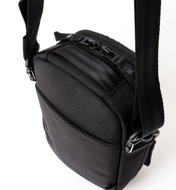NOLLEY'S goodman「【Incase/インケース】Tracks Small Shoulder Pouch」|ショルダー・メッセンジャー|