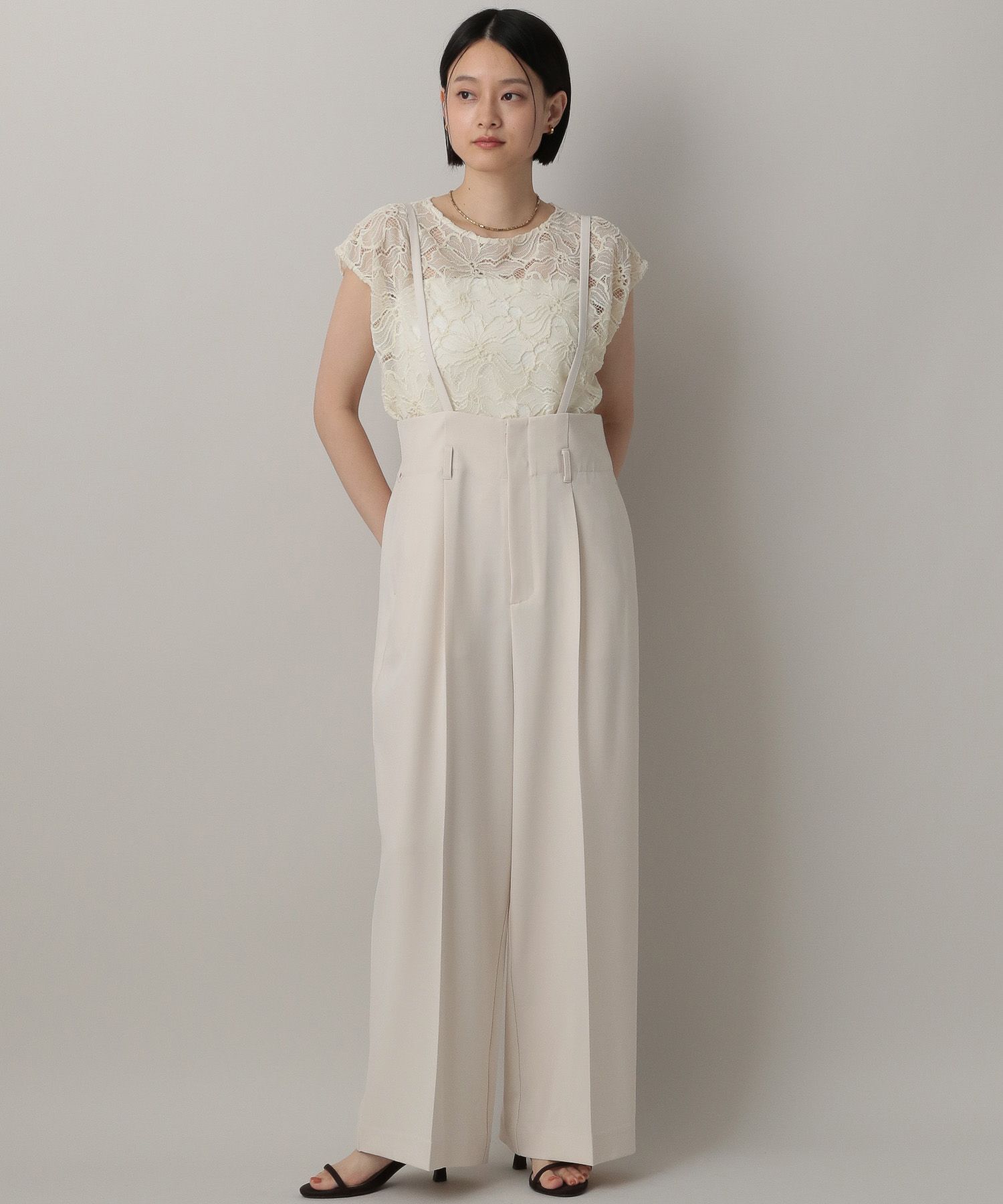 A part by 「サスツキストレートパンツ」|スラックス|オフホワイト