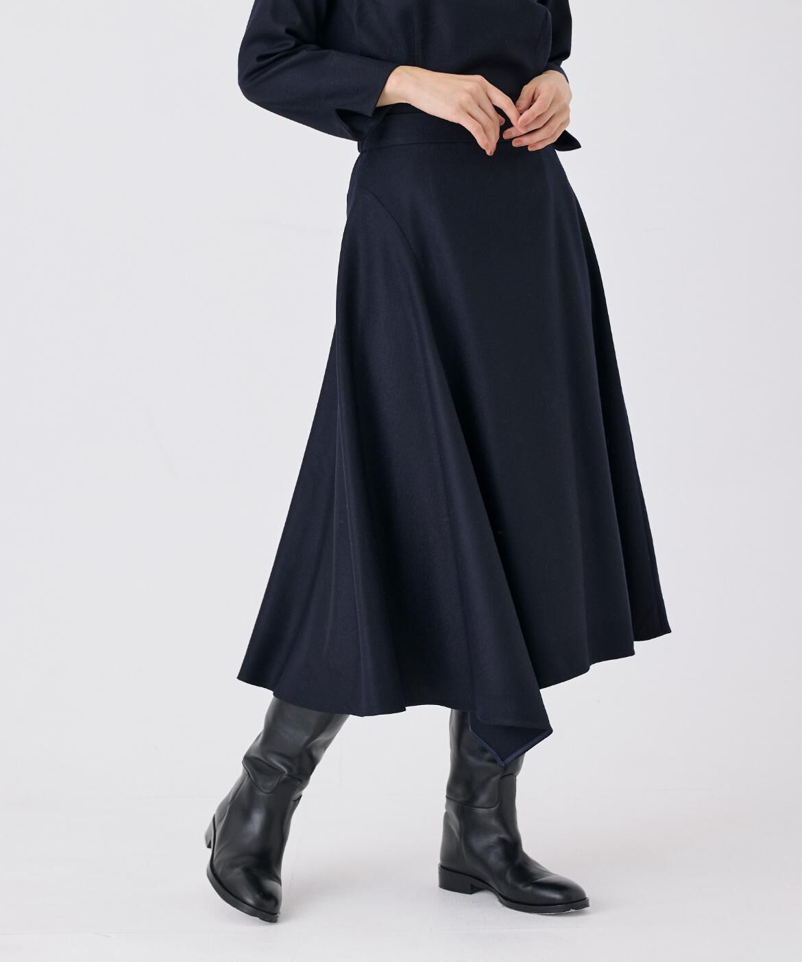INED「ハイカウントフラノ アシンメトリーフレアスカート」|フレア|ネイビー